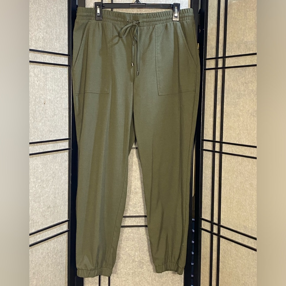 Nine West Women's Relaxed Fit Tie Elastic Waist Jogger Pants Size L olive green